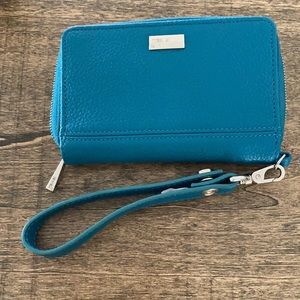 Thirty one wristlet/wallet